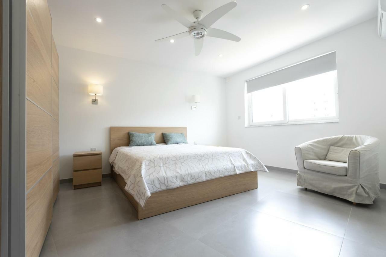 Mellieha Bay Waters Edge No. 160 Apartment Exterior foto