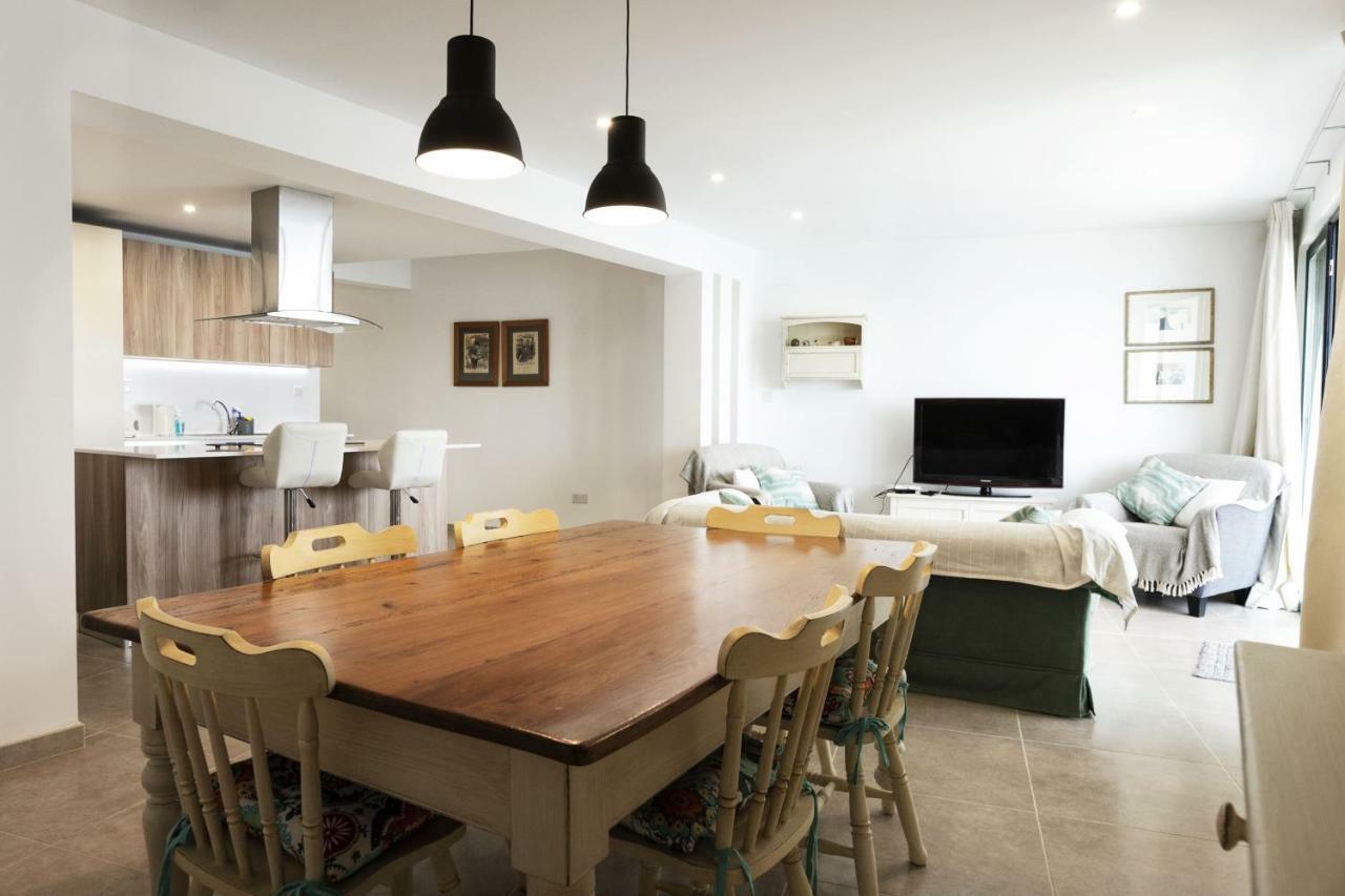 Mellieha Bay Waters Edge No. 160 Apartment Exterior foto